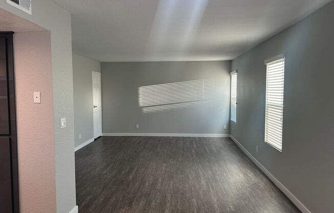 2 beds, 2 baths, 986 sqft, $2,495, Unit 528