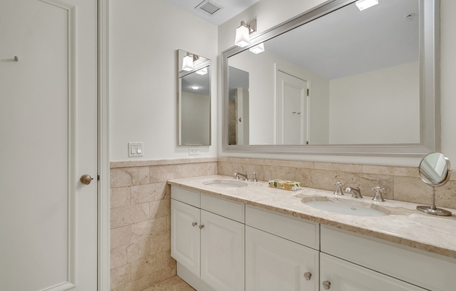 2 beds, 2.5 baths, 1,504 sqft, $11,000, Unit 27C