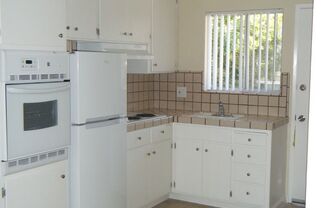 Studio, 1 bath, 430 sqft, $2,095, Unit 22