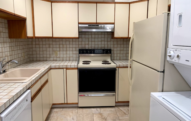 21 B DE MAR AVE