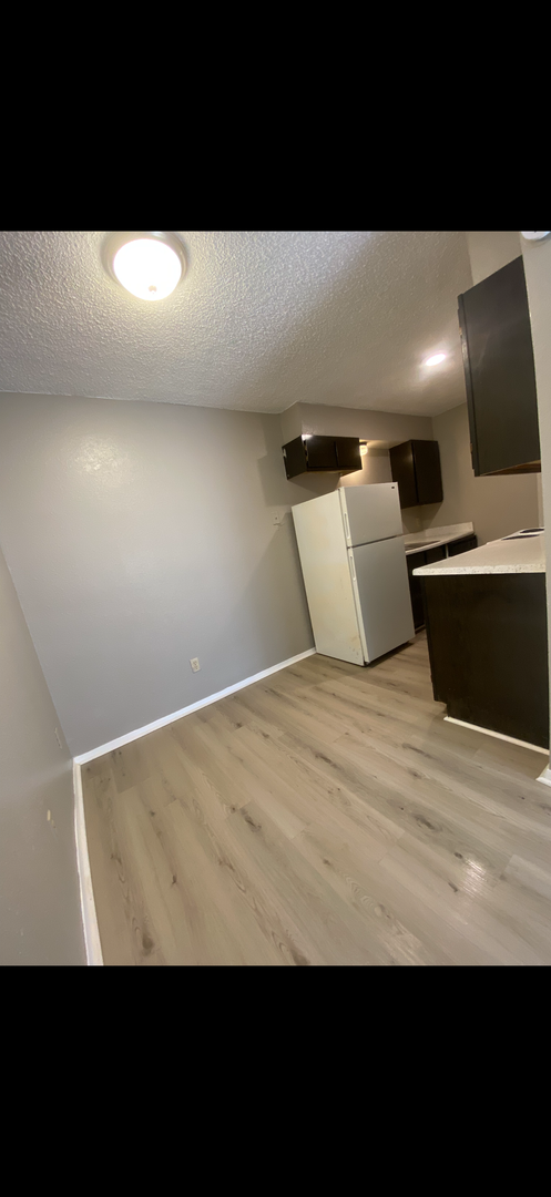 1 bed, 1 bath, 600 sqft, $1,000, Unit 6024-6