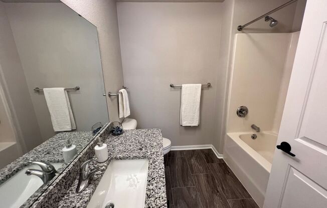 1 bed, 1 bath, 1,188 sqft, $1,525, Unit 202