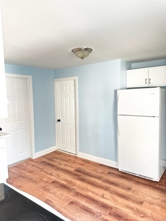 2 beds, 1 bath, 900 sqft, $1,950, Unit 1