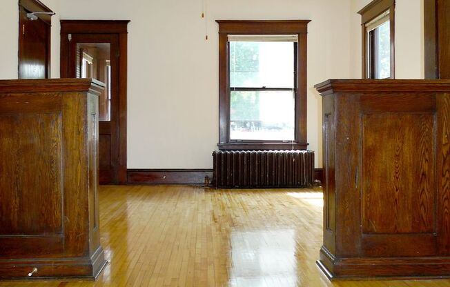 1 bed, 1 bath, 410 sqft, $1,000, Unit 18 - 1925 - 1