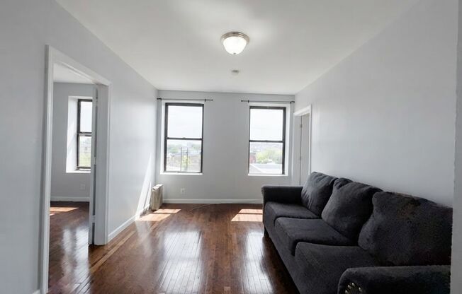 2505-2509 Hoffman BH LLC (2509)