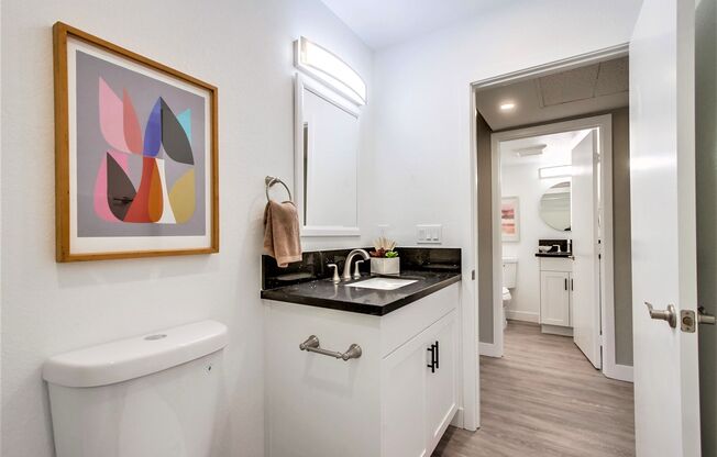 3 beds, 2.5 baths, 1,222 sqft, $3,295, Unit 34