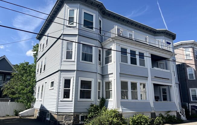 26 FORREST ST
