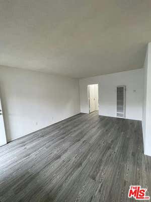 1 bed, 1 bath, $1,900, Unit 10