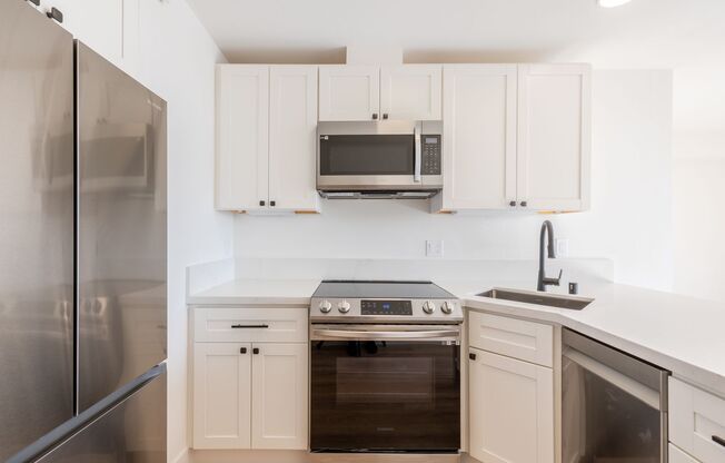 940 Guerrero Street (1082r)