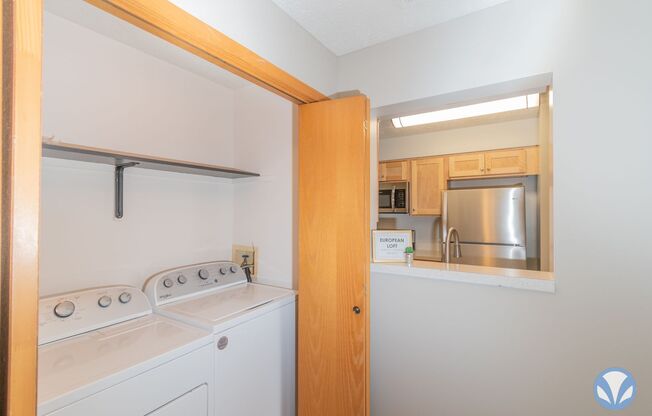 1 bed, 1 bath, 982 sqft, $1,285, Unit AL-27