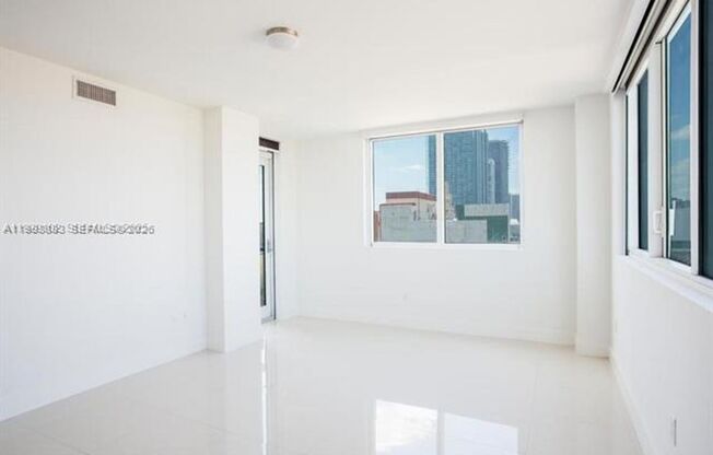 2 beds, 2 baths, 1,474 sqft, $3,950, Unit 244 Biscayne Blvd # 2102