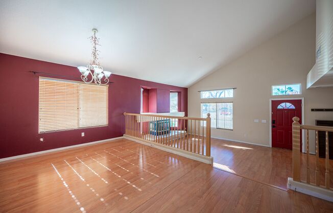 Silverado Ranch - Cul-de-sac.  Downstairs Bedroom and Bathroom