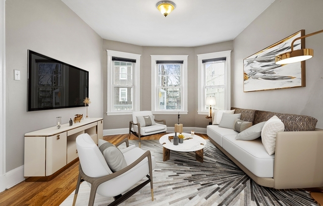 55 WHITTEN ST