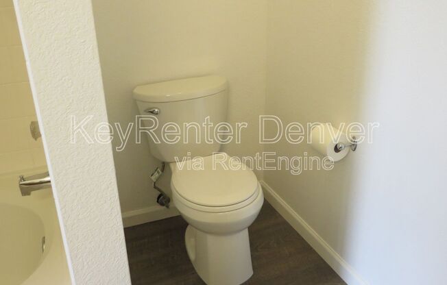2 beds, 2 baths, 1,056 sqft, $2,000, Unit 16205