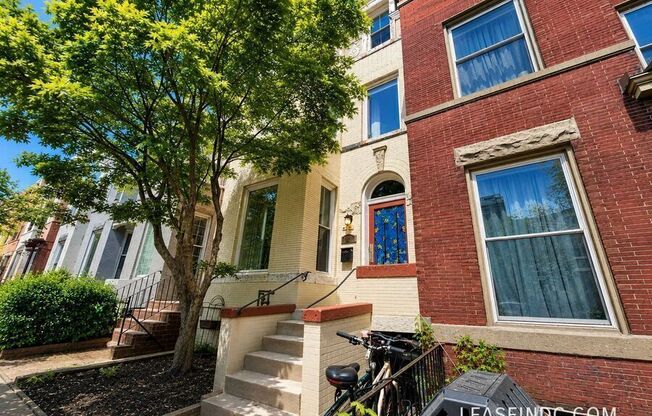 68 V ST NW