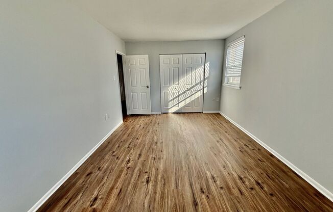 2 beds, 1 bath, $1,400, Unit 2nd Floor