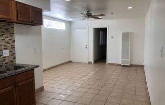 1 bed, 1 bath, $1,900, Unit 61