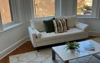 72 Strathmore Rd Apt 8B