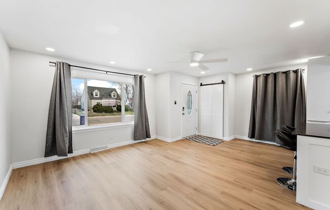 Updated 3BD, 1BA Chaffee Park Home with Back Yard