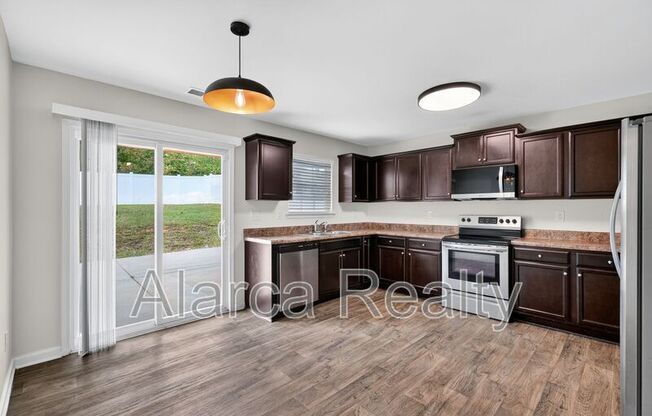 4019 JOHN DL LN