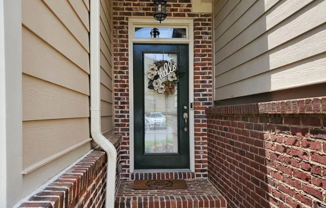 Beautiful 3-Bedroom, 2.5-Bath Townhome in Gated Marietta Community