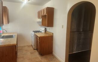 2 beds, 1 bath, 1,061 sqft, $950, Unit 504