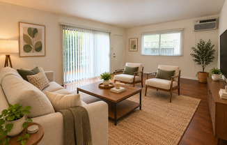Runyon Canyon Properties, LLC (1630 N. Fuller Avenue)