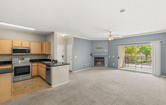 Sunny Seven Hills Condo with Private Balcony & Great Amenities