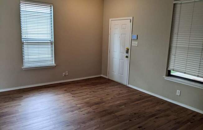 280 CORDERO DR