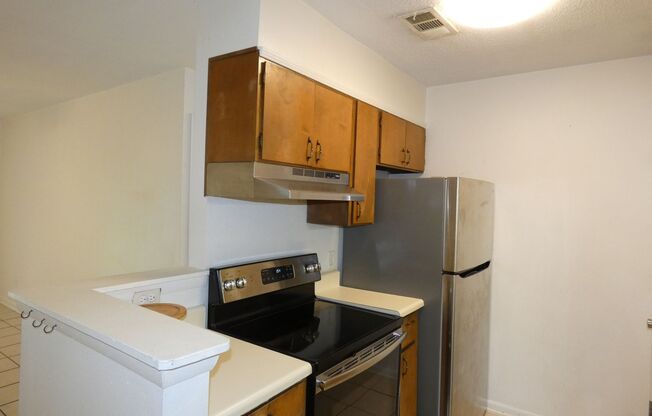 Great location 2bed/2bath townhouse