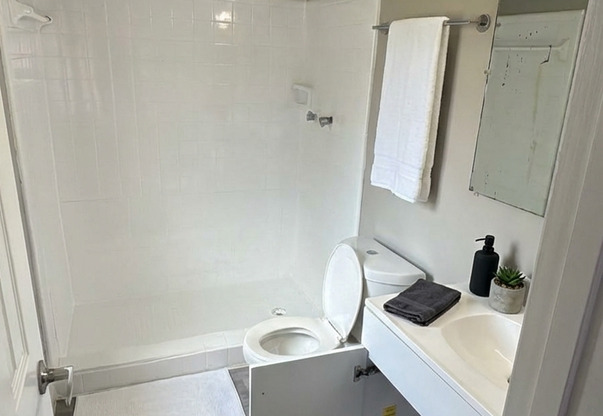 1 bed, 1 bath, 700 sqft, $950, Unit 87