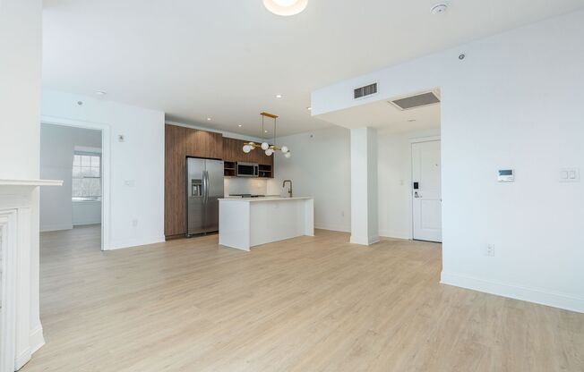 2 beds, 2 baths, 1,022 sqft, $2,795, Unit PH-16