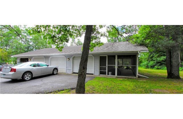 2 beds, 1 bath, $1,050, Unit 24852 Hazelwood Dr - #1