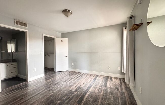 2nd Floor 2 Bedroom Condo in Gated Community