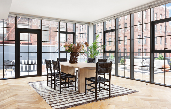 4 beds, 4.5 baths, 3,016 sqft, $25,000, Unit PHE