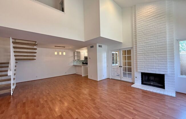 Stunning Townhome with Fabulous Community Amenities