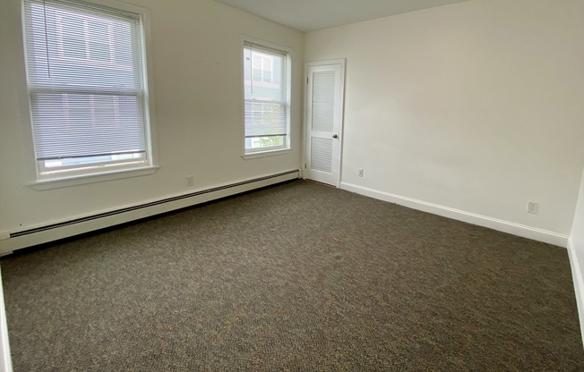 2 beds, 1 bath, 1,200 sqft, $2,750, Unit 2