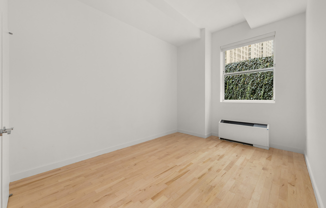 3 beds, 3 baths, 2,200 sqft, $15,000, Unit 710