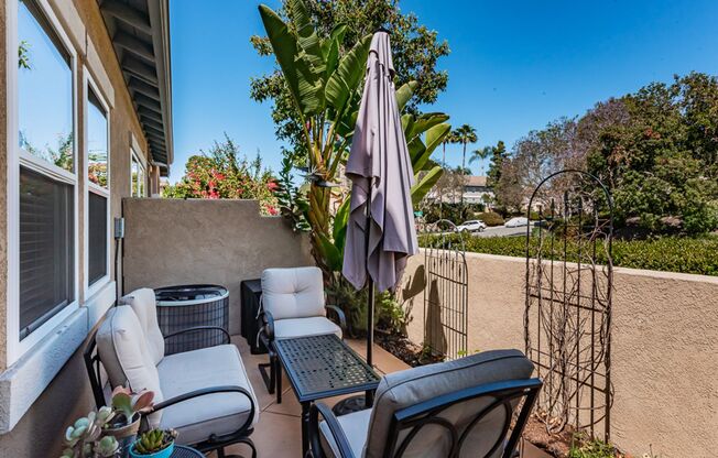 Beautifully Furnished Carlsbad Rental Near LEGOLAND, local beaches and more!