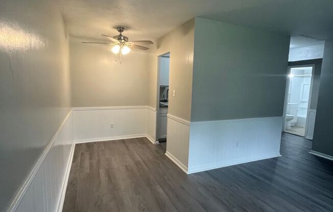 1 bed, 1 bath, $960, Unit 205