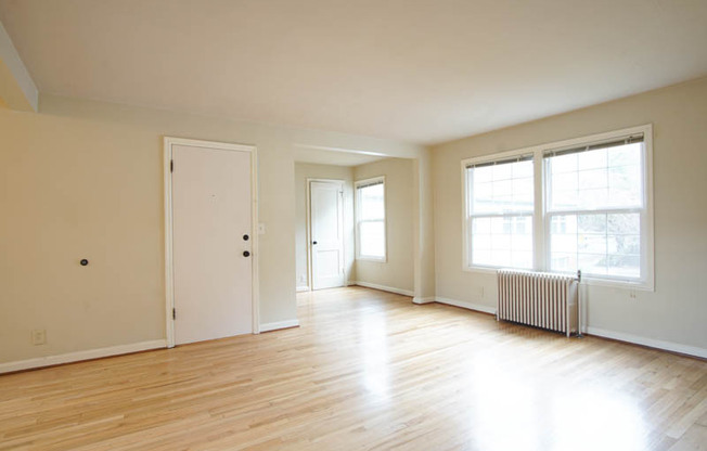 Great Restored 1 Bdr Across from Laurelhurst Park