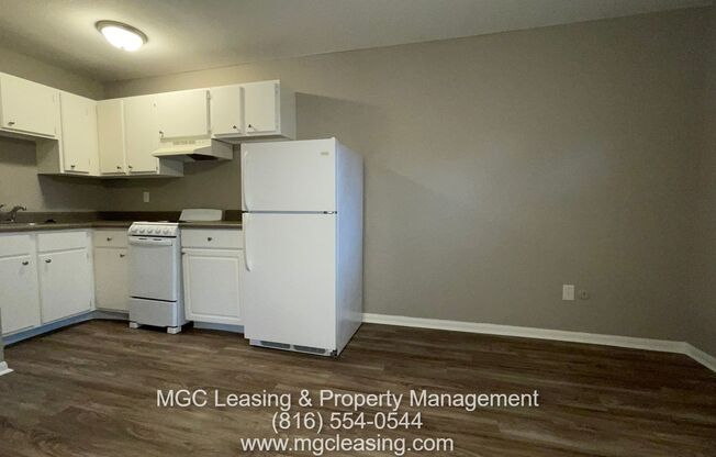 2 beds, 1 bath, 585 sqft, $995, Unit 307-1 SE Grand Ave