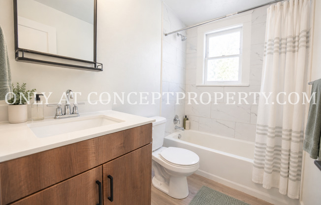 Studio, 1 bath, 425 sqft, $1,149, Unit 20