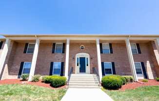 Exterior Apartment Building at Ashmore Trace