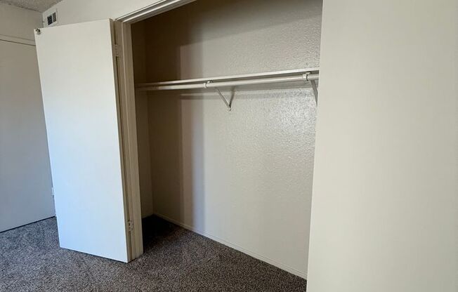2 beds, 1 bath, 904 sqft, $1,580, Unit 101A