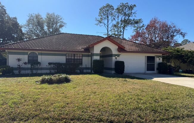 Immaculate and Newly Remodeled 4 bed 2 bath in Pine Lakes