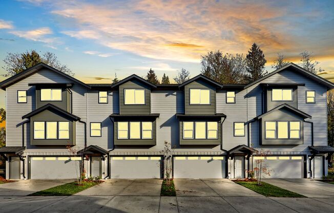 Town Homes at the Ridge