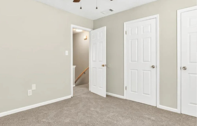 2 beds, 1.5 baths, 915 sqft, $1,400, Unit MC 109