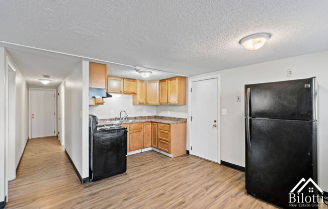 1086 South Broadway
