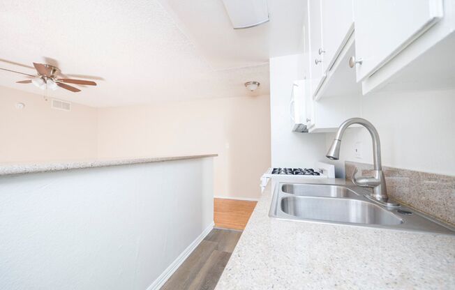 Studio, 1 bath, 599 sqft, $1,595, Unit 045#37